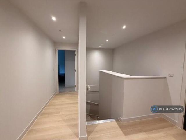 Flat for rent in Georgia, Greater Manchester