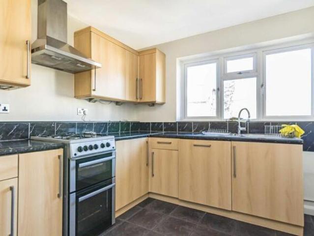 Flat for rent in Ealing, Greater London