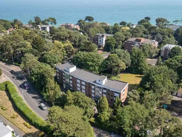 House for rent in Canford Cliffs, Poole