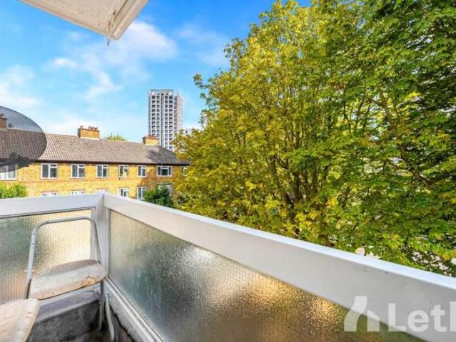 Flat for rent in Cat Hill