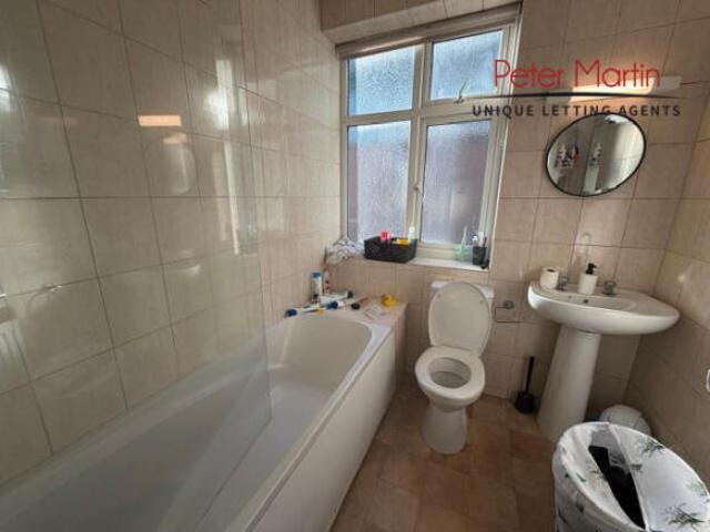 Flat for rent in Hendon, Greater London