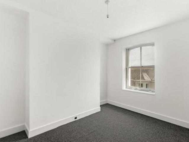 Flat for rent in Pennycomequick, Mount Wise