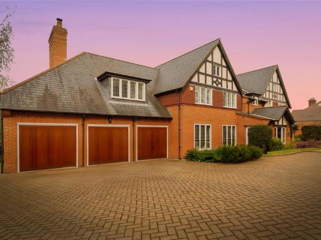 Flat for sale in Haddon, East Midlands