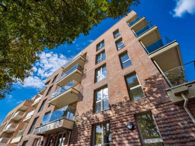 Flat for sale in SW15, London