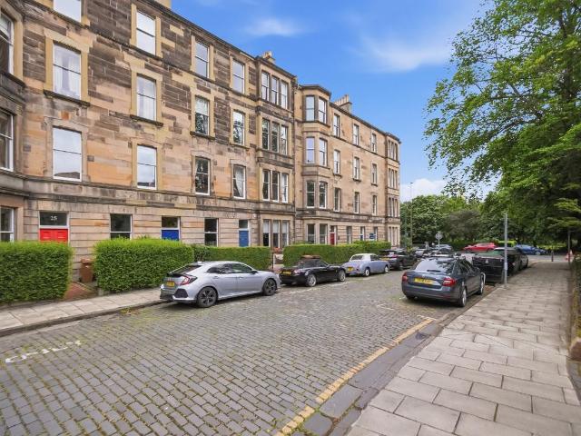 Flat for sale in Canonmills, Scotland