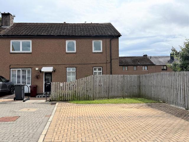 Flat for sale in Mill o' Mains, Scotland