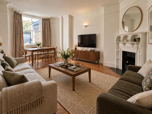 Flat for sale in City of Westminster, Greater London