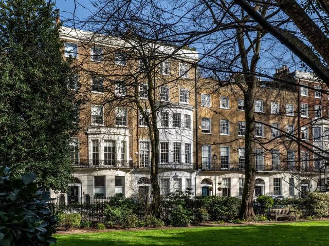 Flat for sale in Marylebone, Greater London