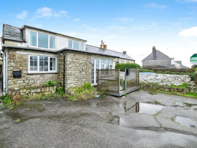 Flat for sale in Breage, Cornwall