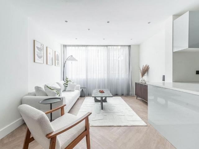 Flat for sale in Greater London