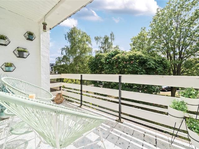 Flat for sale in Blackhills, Surrey