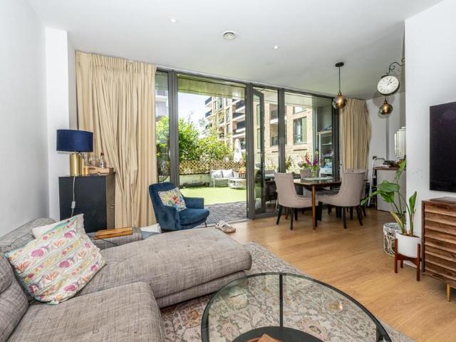 Flat for sale in Kensal Town, Maida Vale