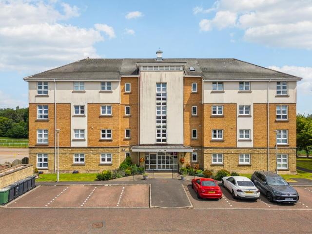 Flat for sale in Whitehill, Hamilton