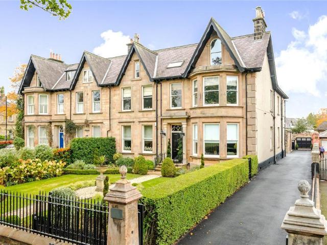 Flat for sale in High Harrogate, Harrogate
