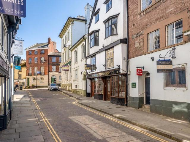 Flat for sale in Ross-on-wye
