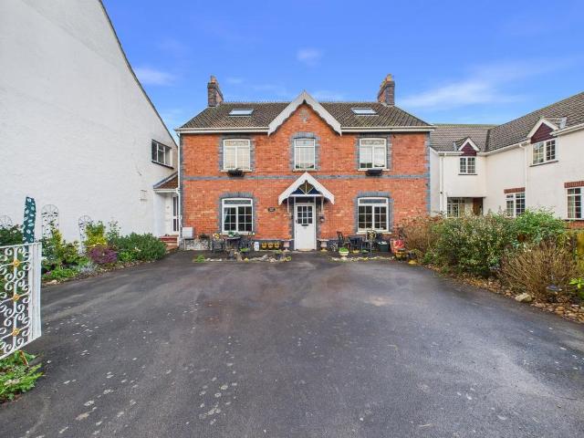 Flat for sale in Weston-super-mare, North Somerset