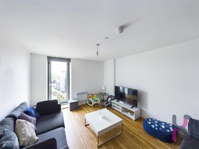 Flat for sale in Salford, Greater Manchester