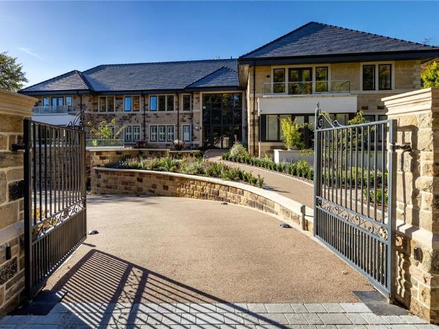Flat for sale in Harewood, West Yorkshire
