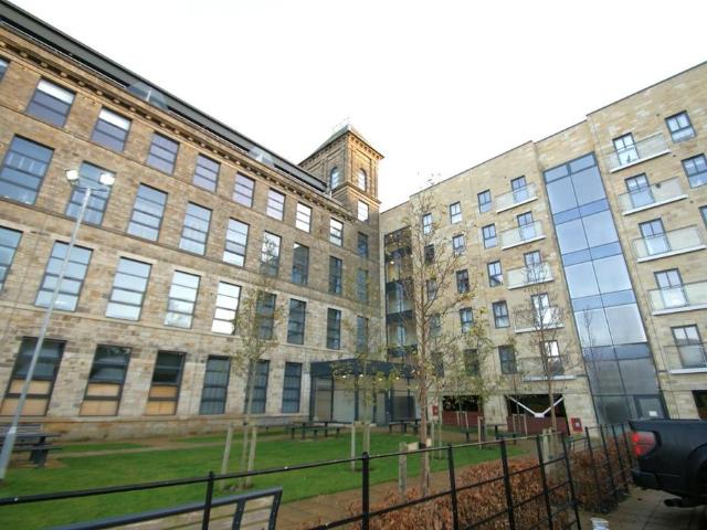 Flat for sale in Horsforth, West Yorkshire