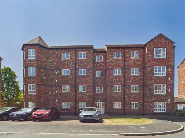 Flat for sale in Hoole, Two Mills