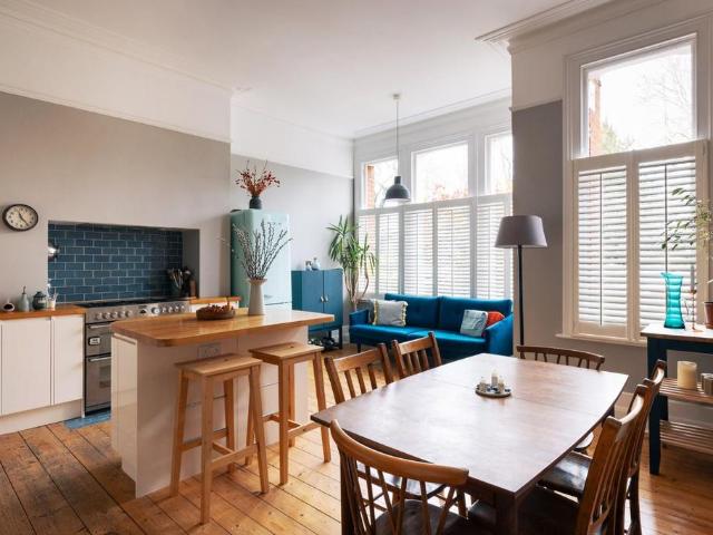 Flat for sale in London Borough of Lewisham, Lower Sydenham
