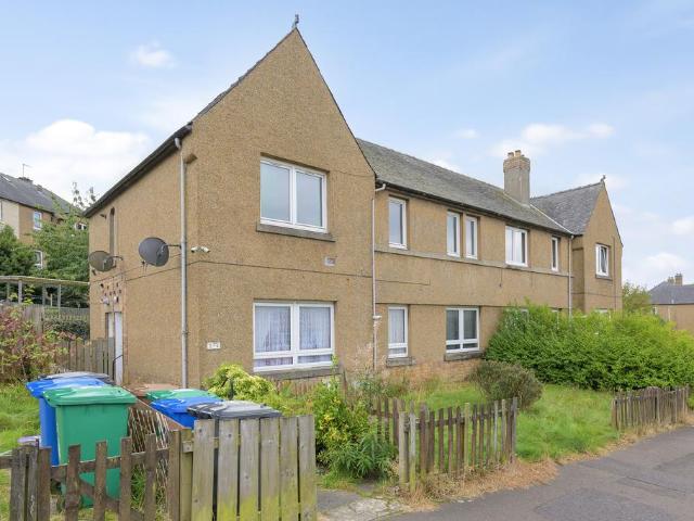 Flat for sale in Townhill, Dunfermline