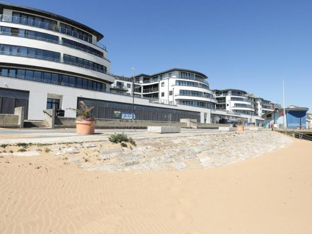 Flat for sale in East Cliff, Acol