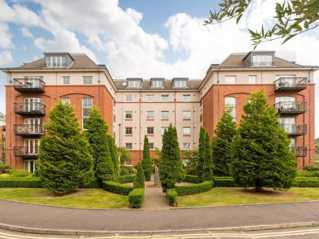 Flat for sale in Moat, Slateford