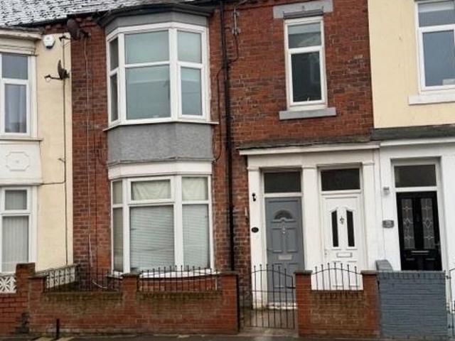 Flat for sale in The Lawe, South Shields