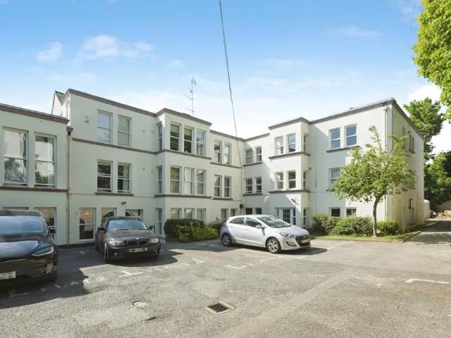 Flat for sale in Brighton & Hove