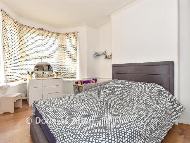 Flat for sale in Greater London