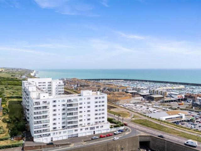 Flat for sale in Brighton Marina Village, Brighton & Hove