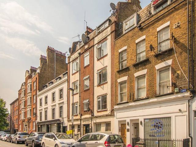 Flat for sale in Paddington, Greater London