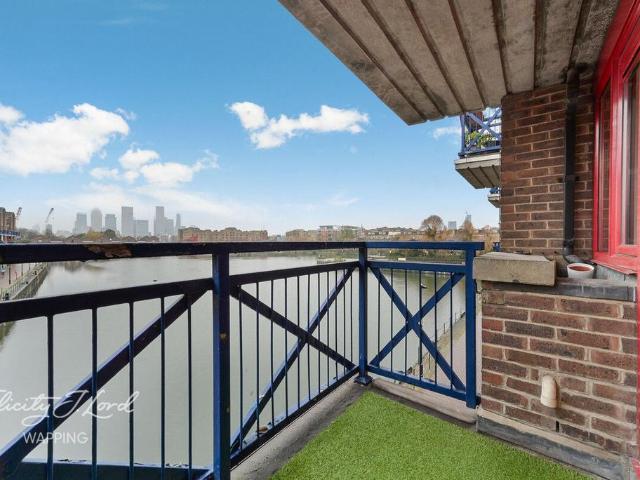 Flat for sale in St. George in the East, Shadwell