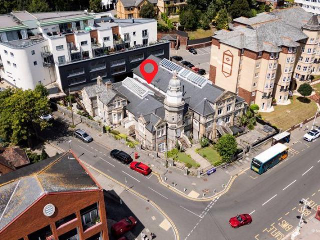 Flat for sale in Penarth Marina, Penarth