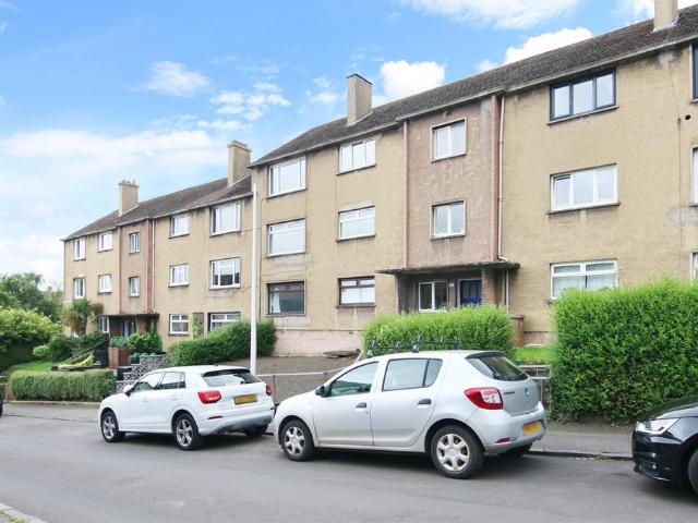 Flat for sale in Leith Links, Leith