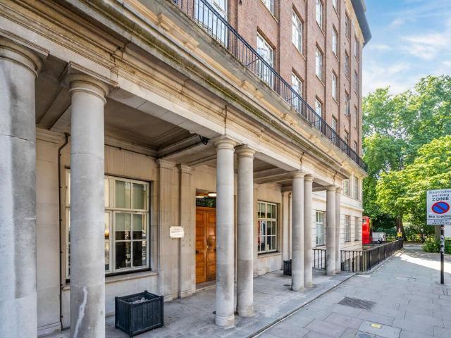 Flat for sale in Bloomsbury, Greater London