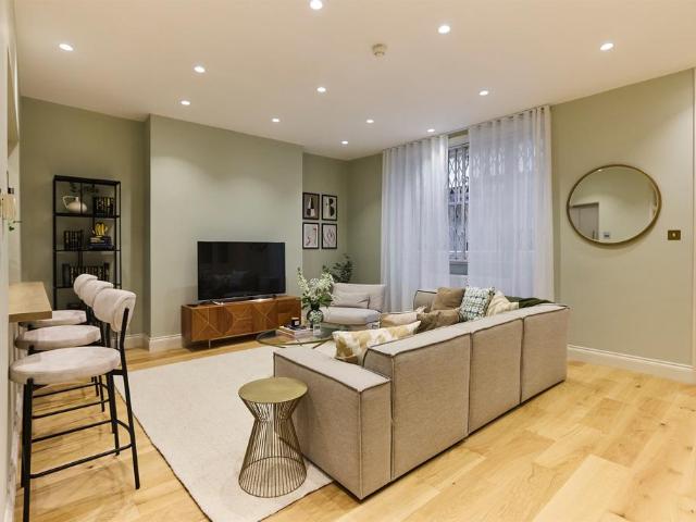 Flat for sale in Kensal Town, Bayswater