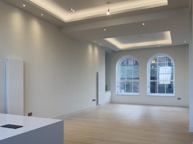 Flat for sale in Haymarket, Scotland