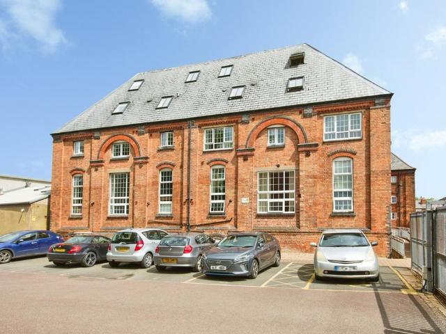 Flat for sale in New Zealand, East Midlands