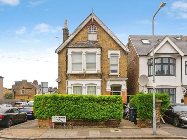 Flat for sale in Gants Hill, Isle Of Man