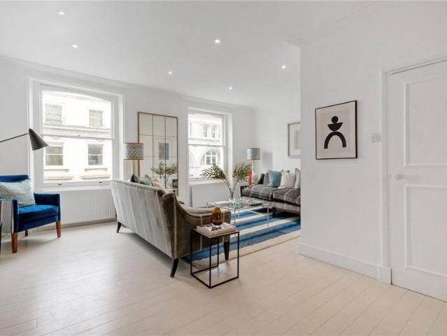 Flat for sale in Kensal Town, Bayswater
