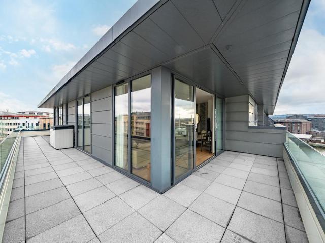 Flat for sale in Spike Island, Feckenham