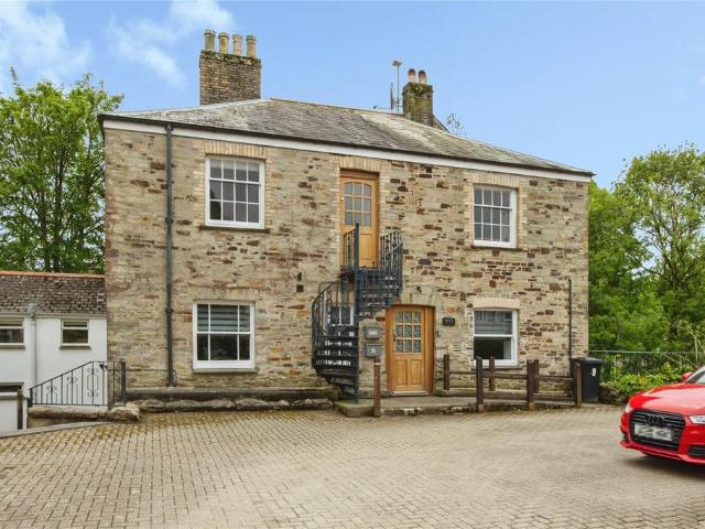 Flat for sale in St Neot, Cornwall