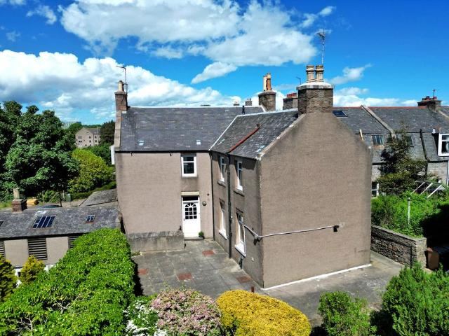 Flat for sale in Ballindoch, Scotland
