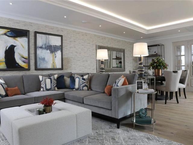 Flat for sale in Sunninghill and Ascot, South Ascot