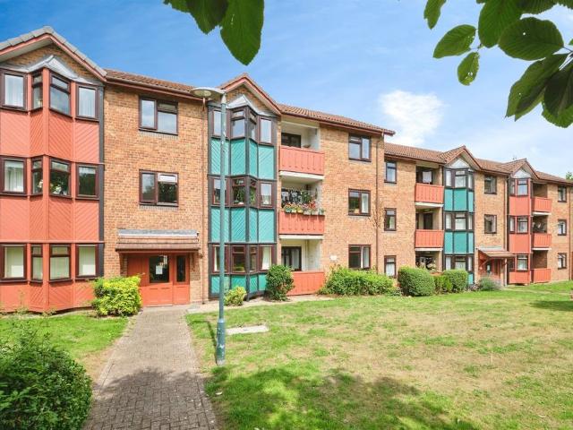 Flat for sale in Buckland End, West Midlands