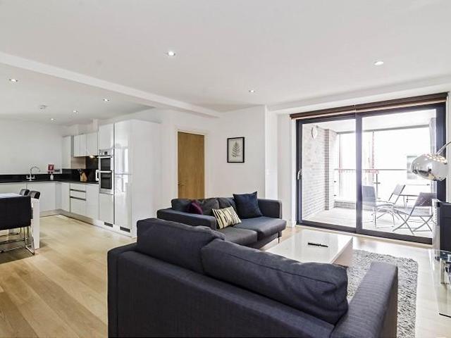 Flat for sale in Tower Liberty, Whitechapel