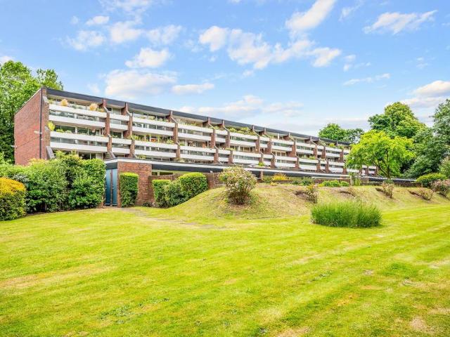Flat for sale in South Park, Red Hill