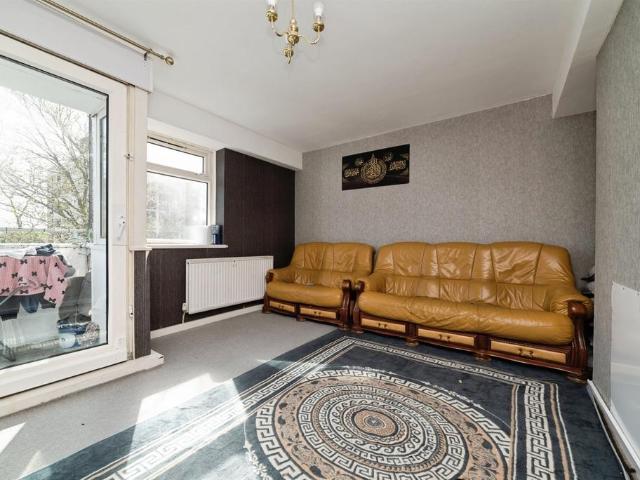 Flat for sale in Old Town, Hull